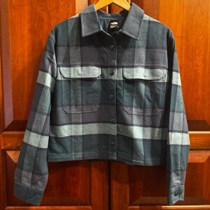 NWT The North Face Women's Valley Flannel Algae Blue Plaid Cropped Shirt M